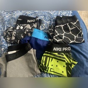 Nike Pros size medium